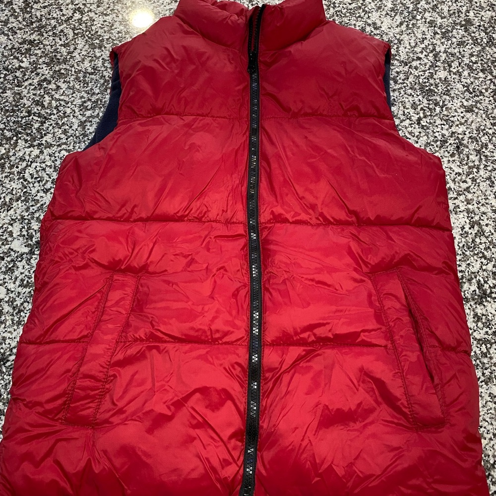 Boys Old Navy Puffer Vest